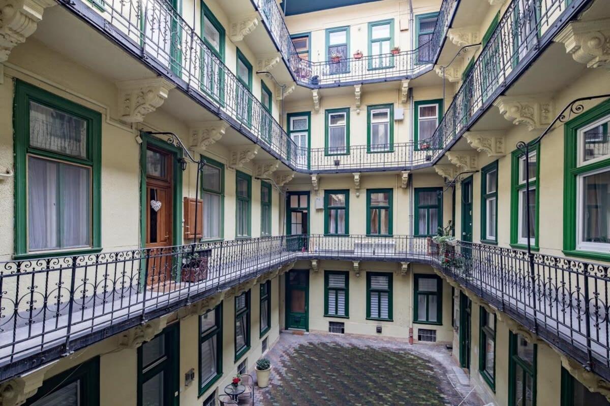 Quiet Comfort - Central Buda Budapest Exteriör bild